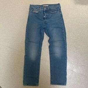 Levi’s wedgie straight